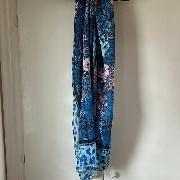 NWT Northern Reflections Blue and Pink Floral and Animal Print Scarf - Picture 6 of 10